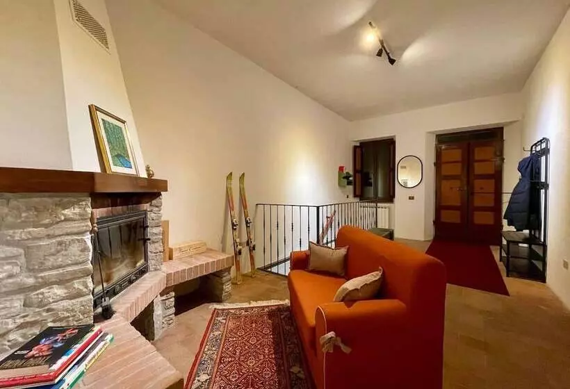 レジデンス Casa Lola A Lovely 3 Bed House In Bolognola