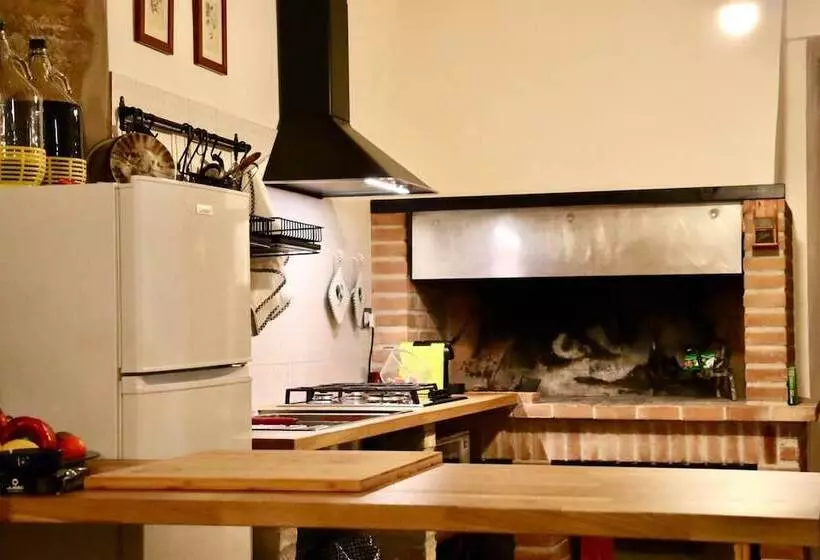 レジデンス Casa Lola A Lovely 3 Bed House In Bolognola