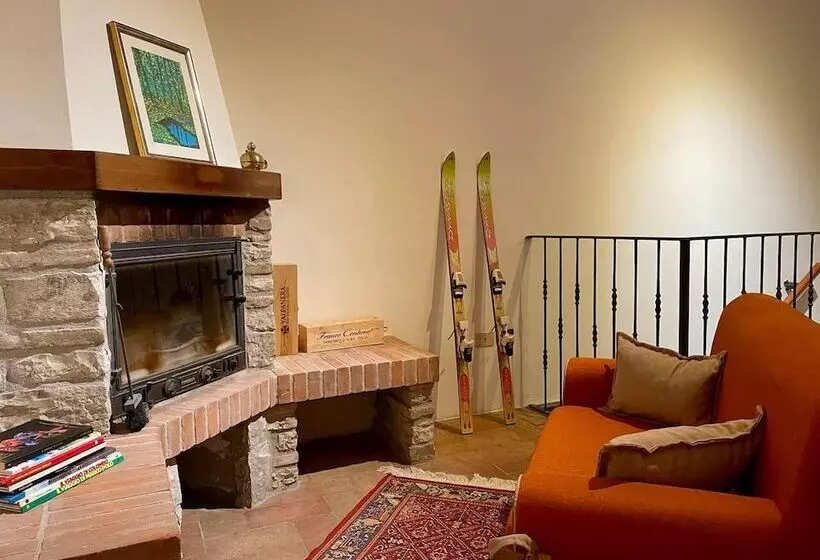 レジデンス Casa Lola A Lovely 3 Bed House In Bolognola