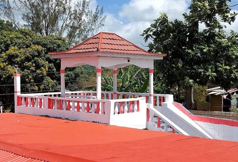 اقامتگاه Lovely 2 Bedroom House In St Thomas Jamaica