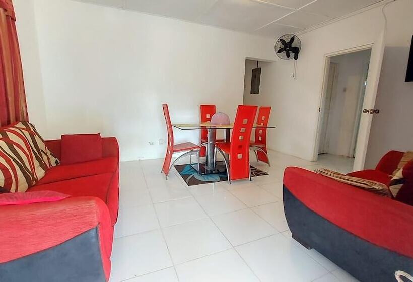 اقامتگاه Lovely 2 Bedroom House In St Thomas Jamaica