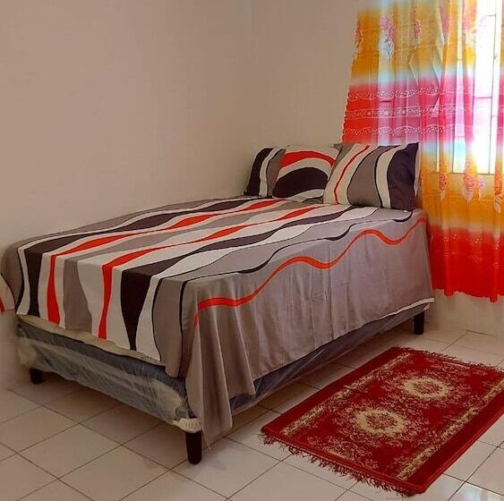 اقامتگاه Lovely 2 Bedroom House In St Thomas Jamaica
