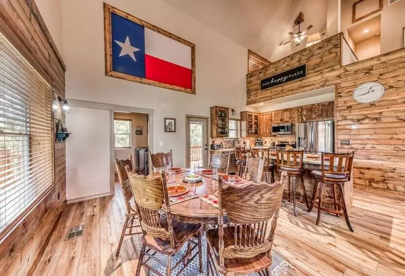 The Lone Star Lodge