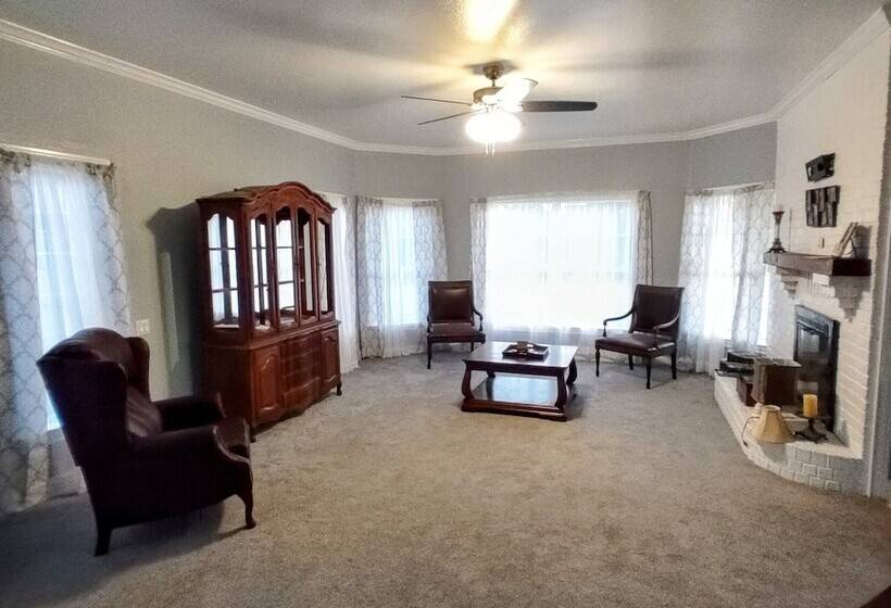 צימר The Yellow Rose Of Texas