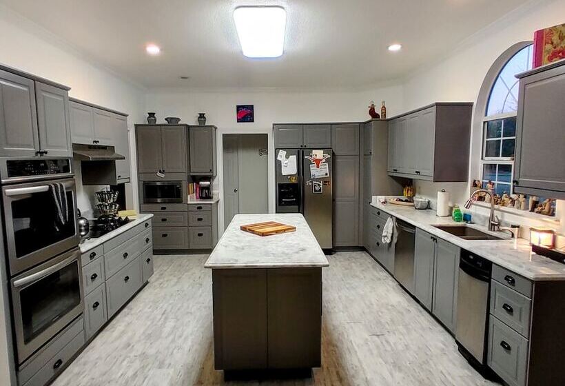 צימר The Yellow Rose Of Texas