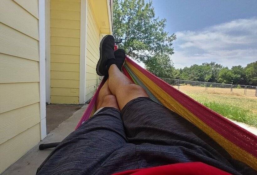 צימר The Yellow Rose Of Texas