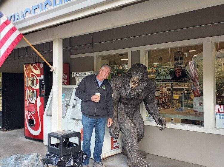 Bigfoot Rv & Cabins Park