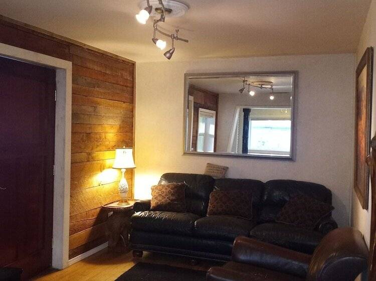 Bigfoot Rv & Cabins Park