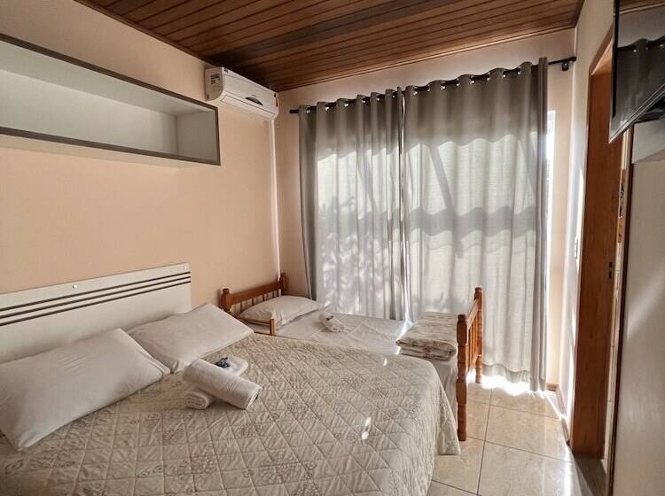 客栈 Pousada Rosália