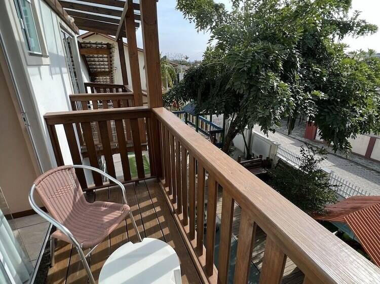 客栈 Pousada Rosália