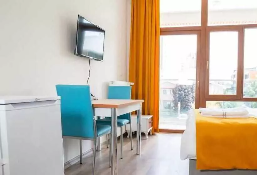 Hotelli Colorful Life çayyolu