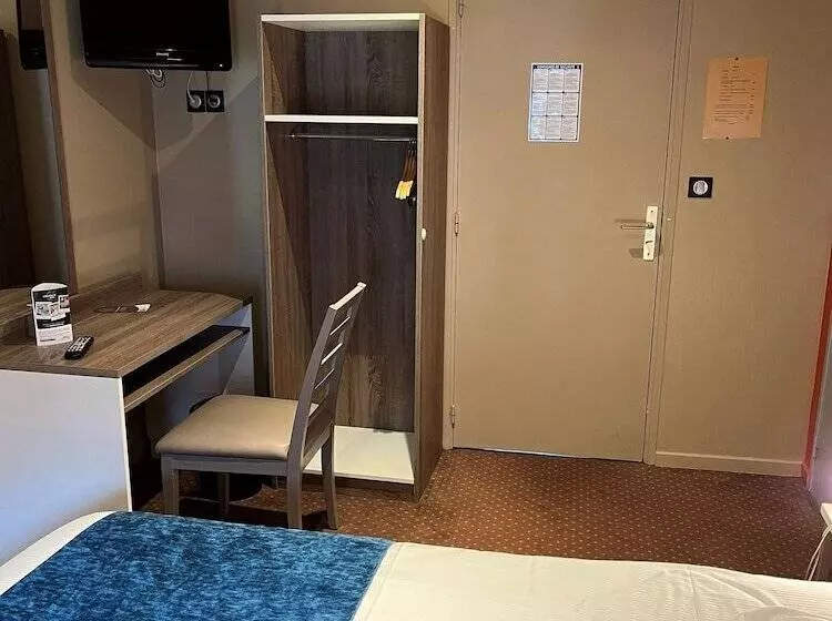 Hotelli Hôtel Les Frangins