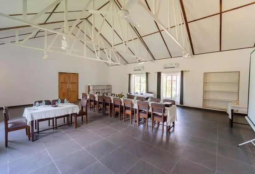 Hotelli Neer Ganga Resorts