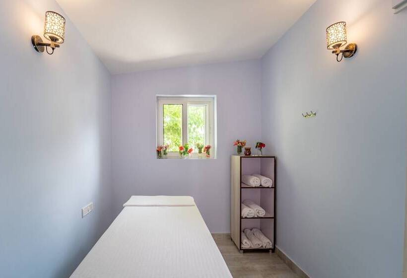 هتل Neer Ganga Resorts