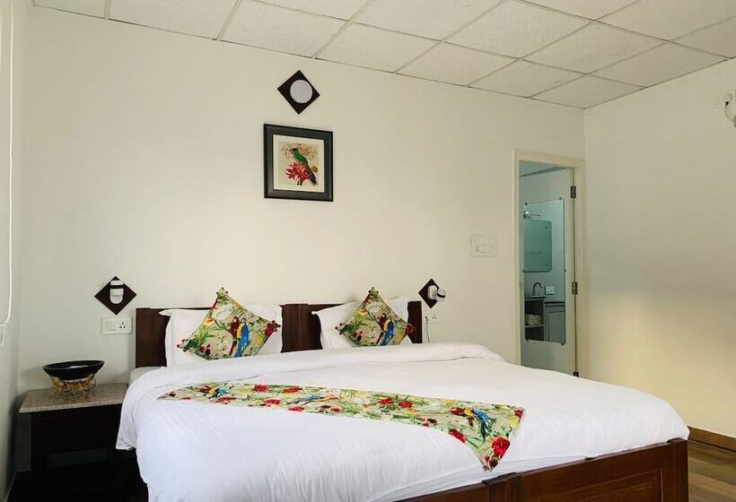 هتل Neer Ganga Resorts