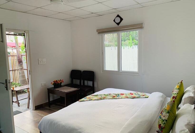 هتل Neer Ganga Resorts