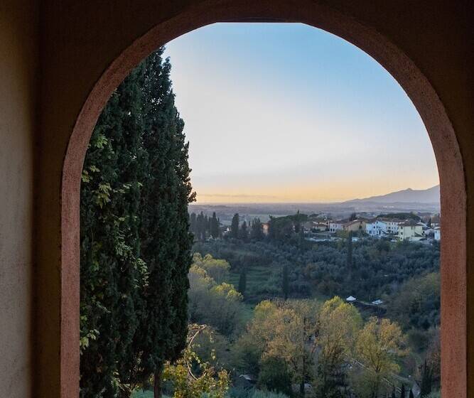 בית מלון כפרי Quattro Gigli Palace