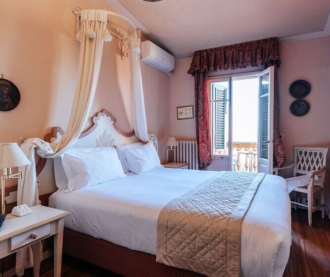 בית מלון כפרי Quattro Gigli Palace