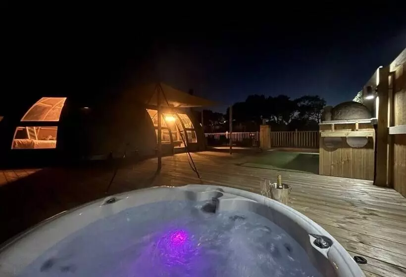 Hotelli Sunrise Dome Tent