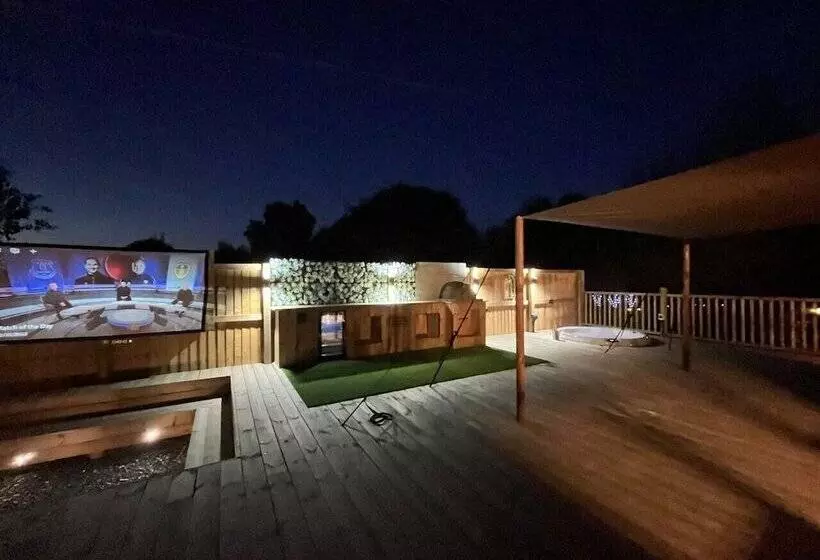 Hotelli Sunrise Dome Tent