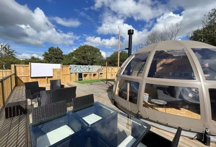 Hotelli Sunrise Dome Tent