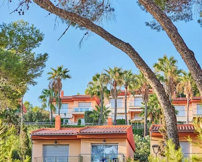 Hotelli Universal Aquamarin Beach Houses