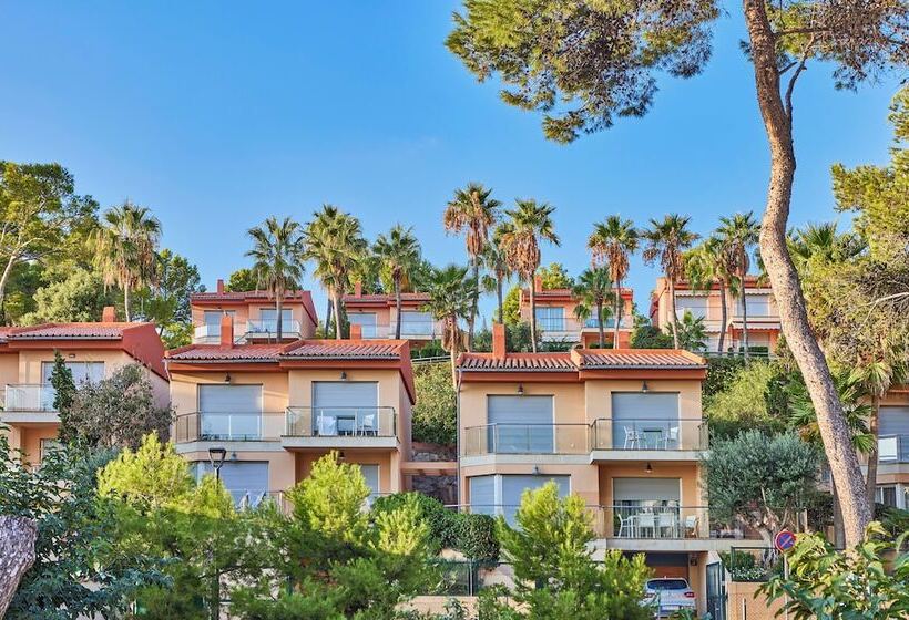 هتل Universal Aquamarin Beach Houses