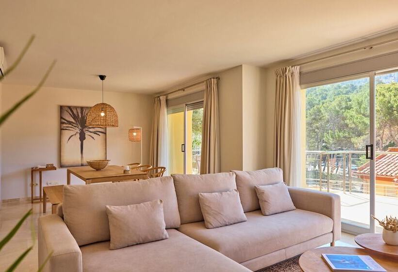 هتل Universal Aquamarin Beach Houses