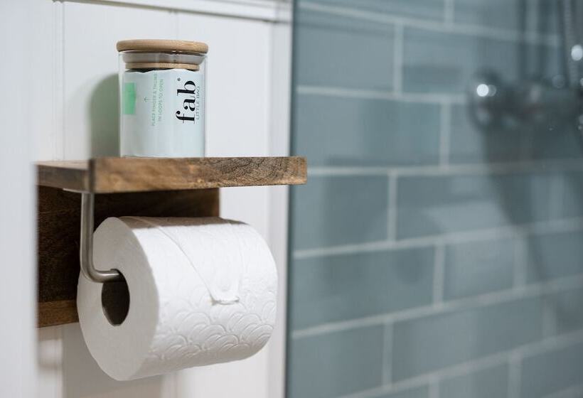 Hovell Hall Country B&b