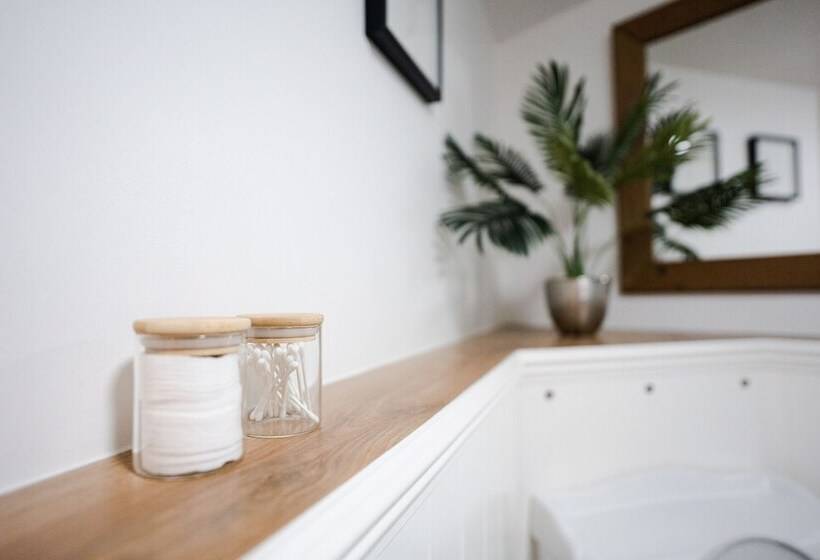 Hovell Hall Country B&b