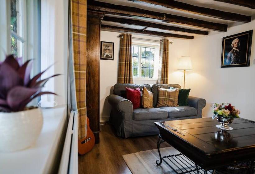 Hovell Hall Country B&b