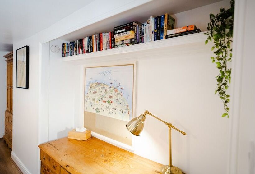 Hovell Hall Country B&b