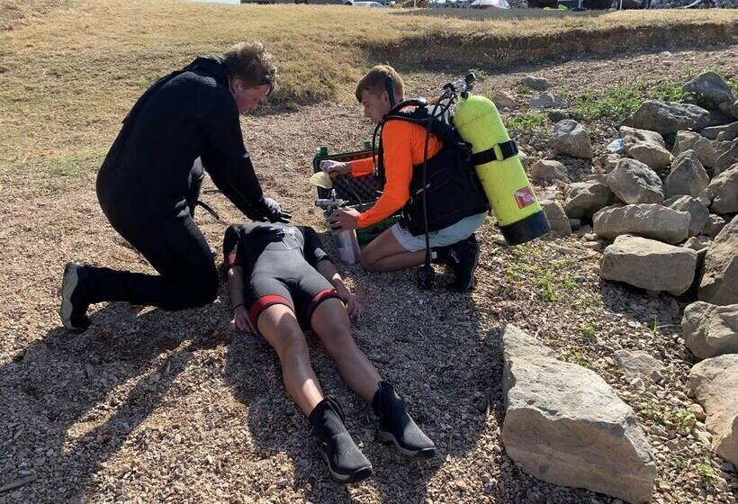 汽车旅馆 Beaver Dam Dive Shop And Resort