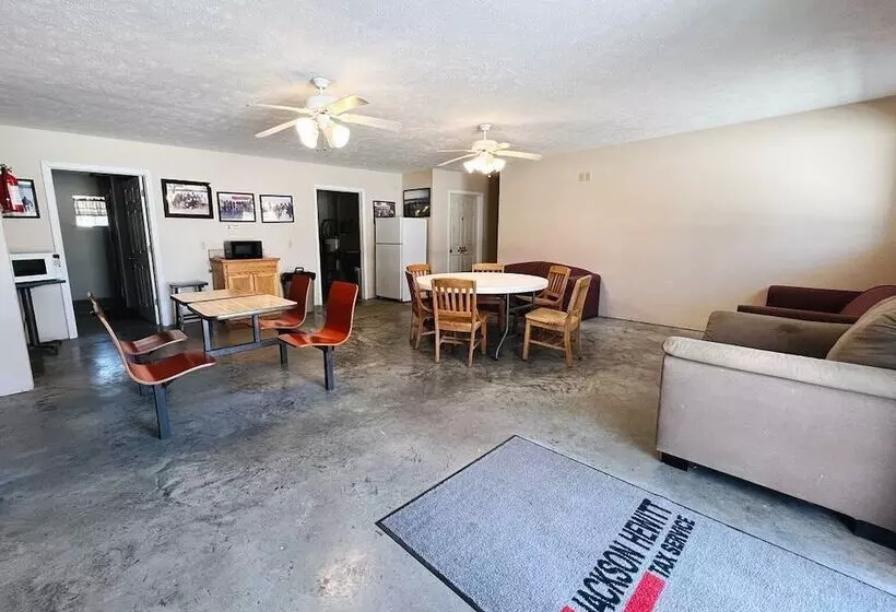 Motelli Beaver Dam Dive Shop And Resort