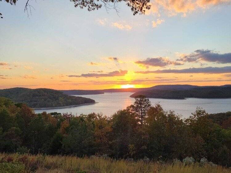 汽车旅馆 Beaver Dam Dive Shop And Resort