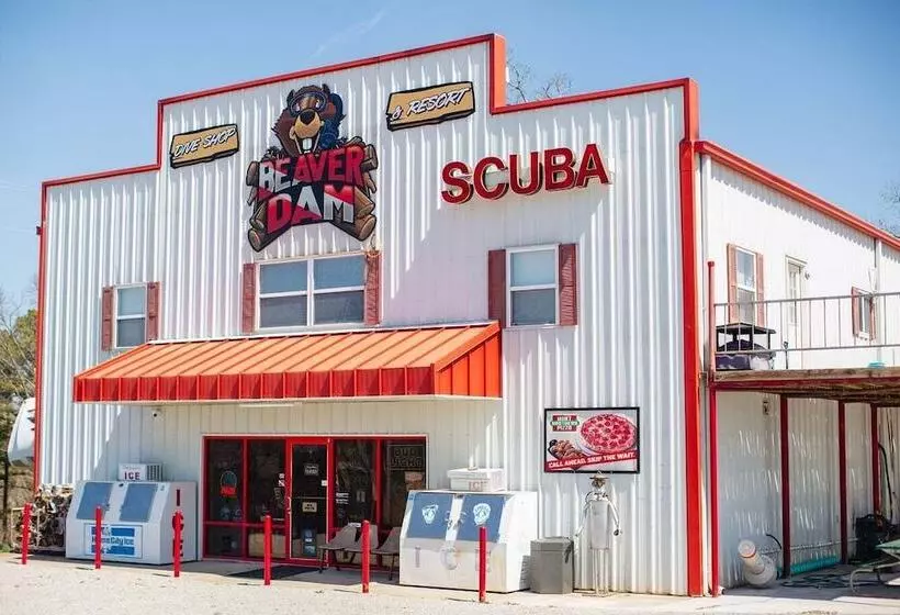 Motelli Beaver Dam Dive Shop And Resort