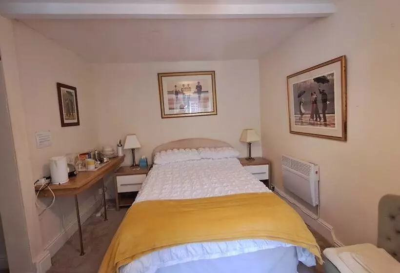 Majatalo Coynant Farm Guest House