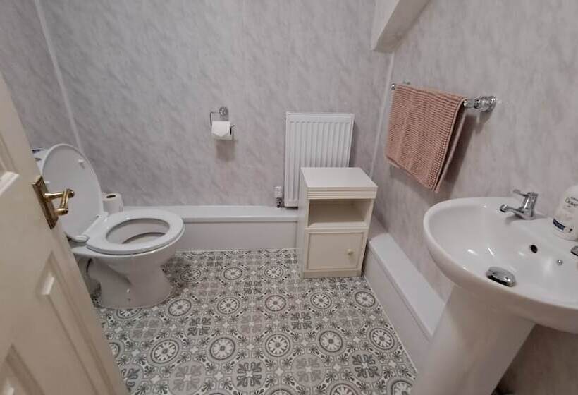 Пансион Coynant Farm Guest House