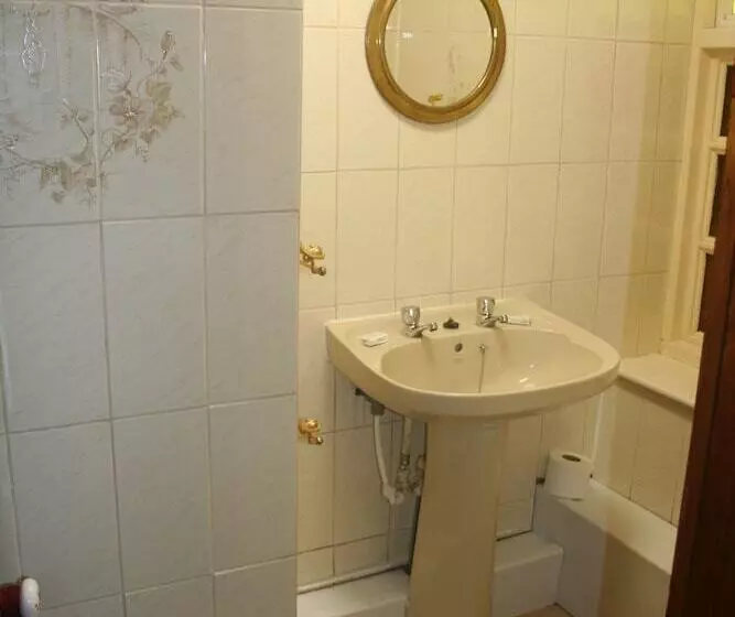 Majatalo Coynant Farm Guest House