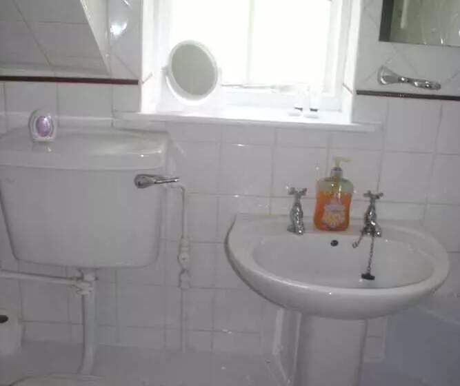 Majatalo Coynant Farm Guest House