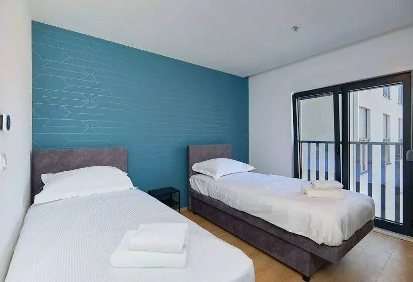 پانسیون Dominium City Suites