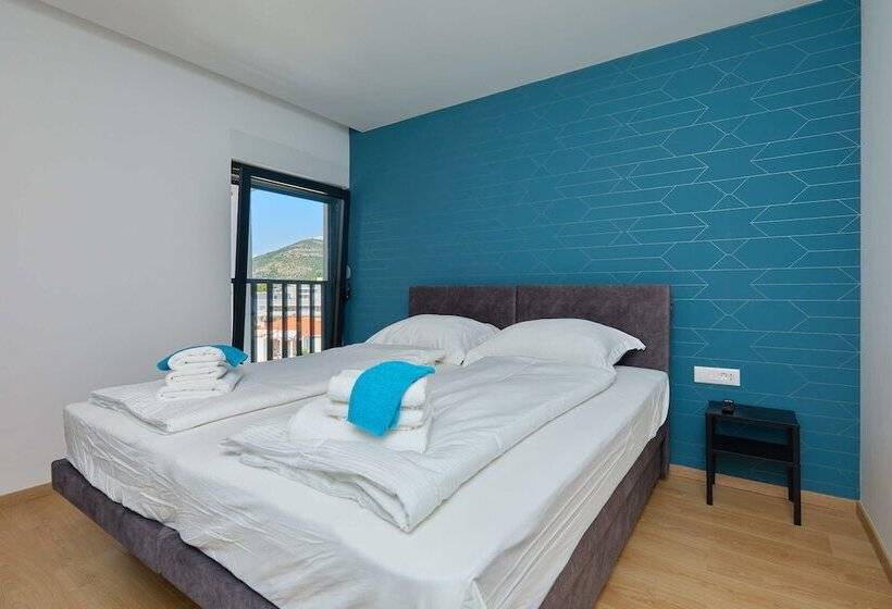 פנסיון Dominium City Suites