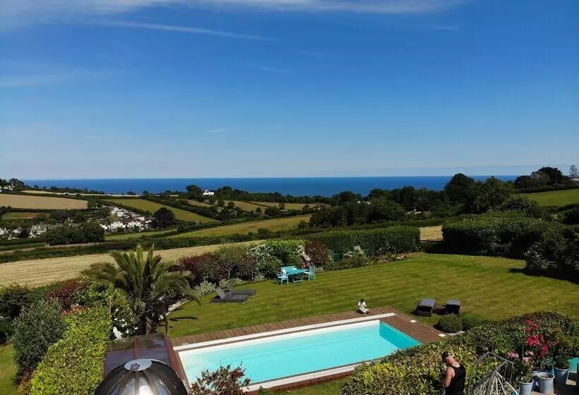 Pensionat Halekulani Devon