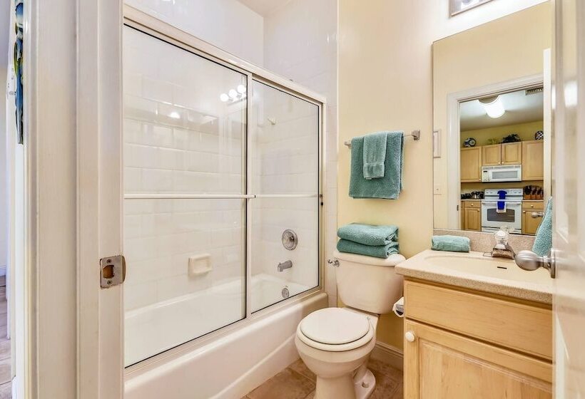 Place To Relax By Avantstay Shared Pool 3 Miles To Smather S Beach Month Long Stays Only