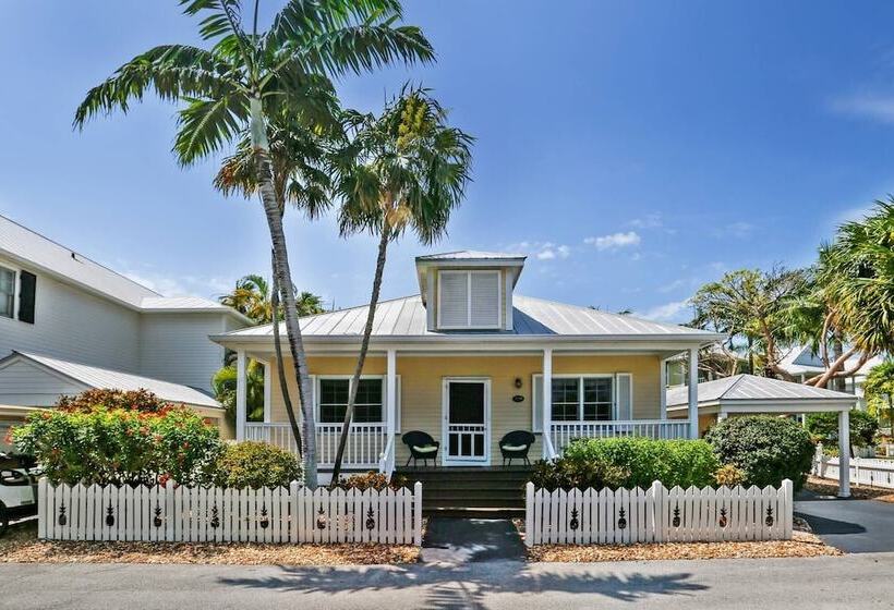 Place To Relax By Avantstay Shared Pool 3 Miles To Smather S Beach Month Long Stays Only