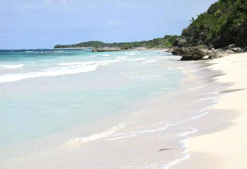 اقامتگاه Captivating 3 Bed House In Trelawny, Jamaica