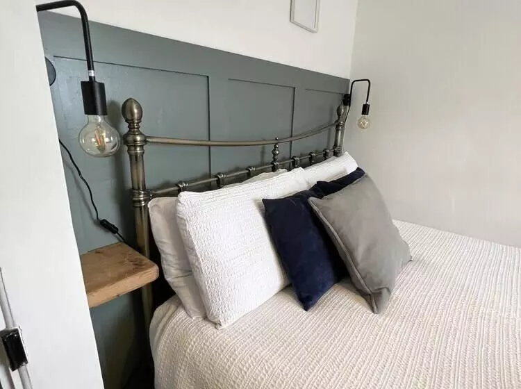 レジデンス Cosy Two Bedrooom Cottage, Set In A Dorset Village