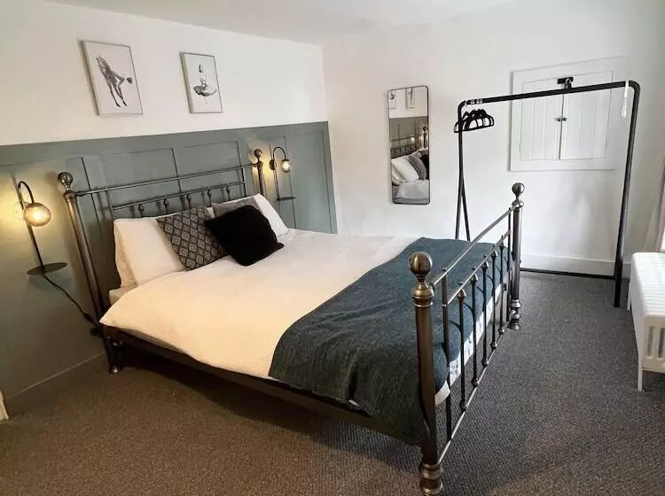 レジデンス Cosy Two Bedrooom Cottage, Set In A Dorset Village