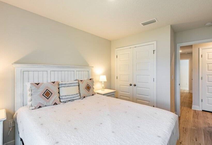 Santa Rosa Hideaway By Avantstay Pet Friendly 6 Mins To Beach!