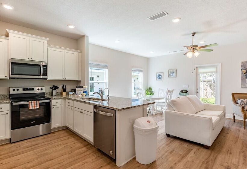 Santa Rosa Hideaway By Avantstay Pet Friendly 6 Mins To Beach!